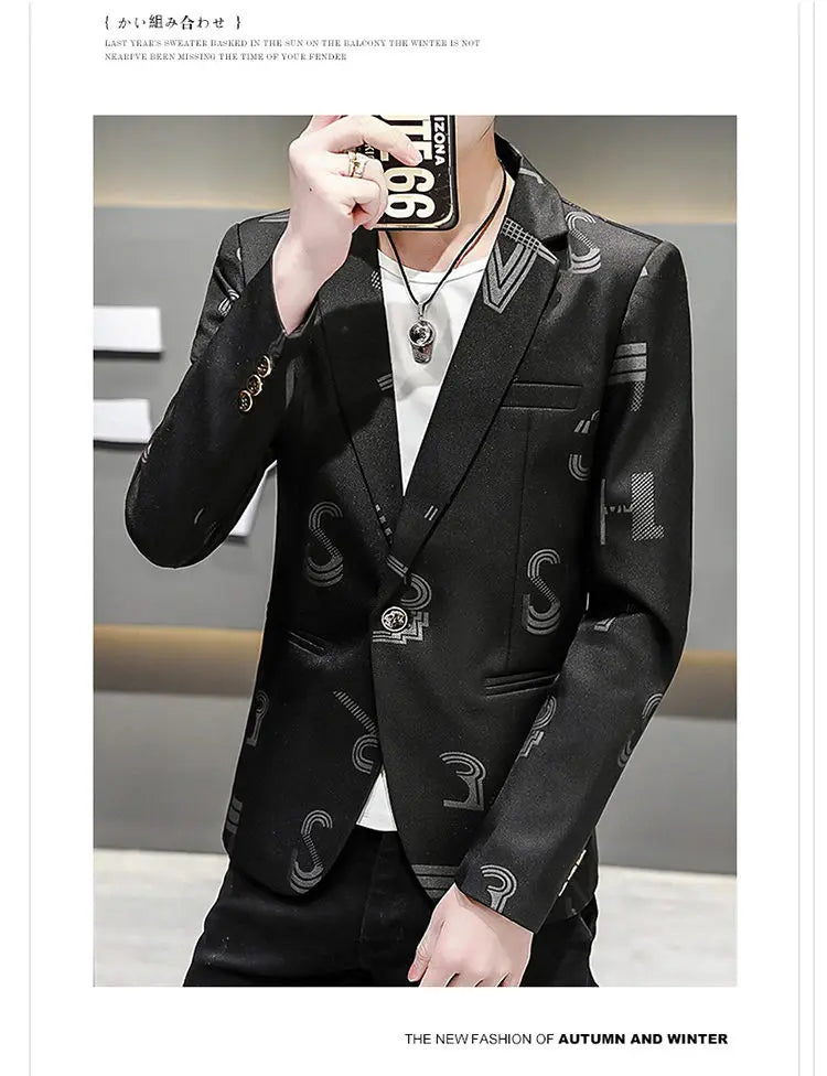 The new autumn fashion suit for men is a stylish, versatile, and trendy casual suit with a slimming style