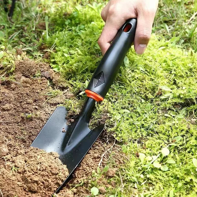 Small Garden Planting and Digging Tools
